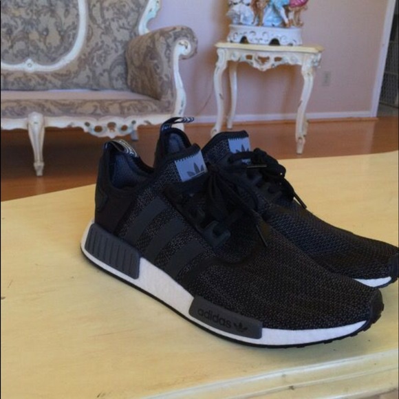 NMD’s Carbon Size 12 - Picture 4 of 8